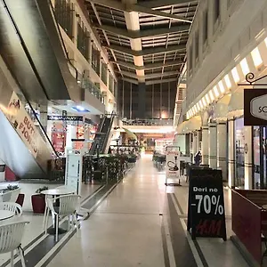 بيت ضيافة Dionis, تيرانا